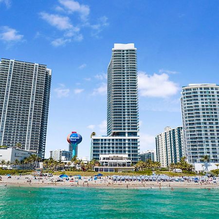 Beachfront Condo With Mesmerizing Views ฮอลลีวูด ภายนอก รูปภาพ